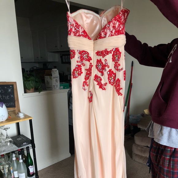 Beautiful prom dress/bridesmaid dress - Picture 4 of 5